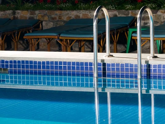 Ausflugsziel: Symbolbild für unseren Bäder-Tipp: Freibad! - Freibad Ahrweiler