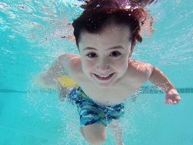 Ausflugsziel: Symbolbild für unseren Bäder-Tipp Schwimmhalle Allendeviertel! - Schwimmhalle Allendeviertel