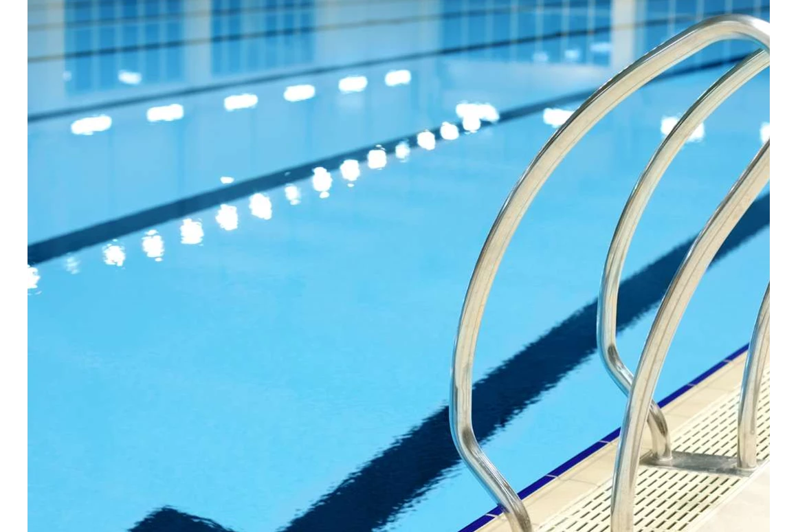 Ausflugsziel: Symbolbild für unseren Bäder-Tipp: Waldschwimmbad! - Waldschwimmbad