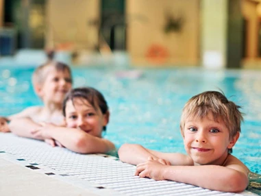 Ausflugsziel: Symbolbild für unseren Bäder-Tipp: Hallenbad! - Hallenbad Rehburg-Loccum