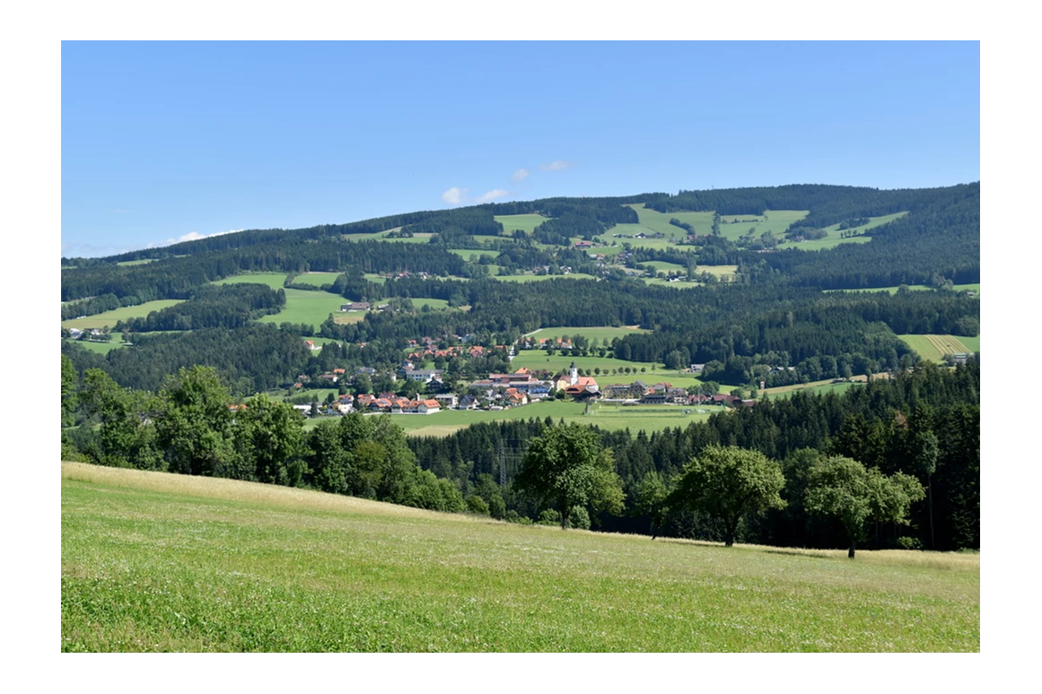 Ausflugsziel: Hier muss man einfach hin: Das oststeirische Miesenbach ist sozusagen am Ursprung des "Moosbaches", von dem sich der Name ableitet. - Wasserweg Miesenbach
