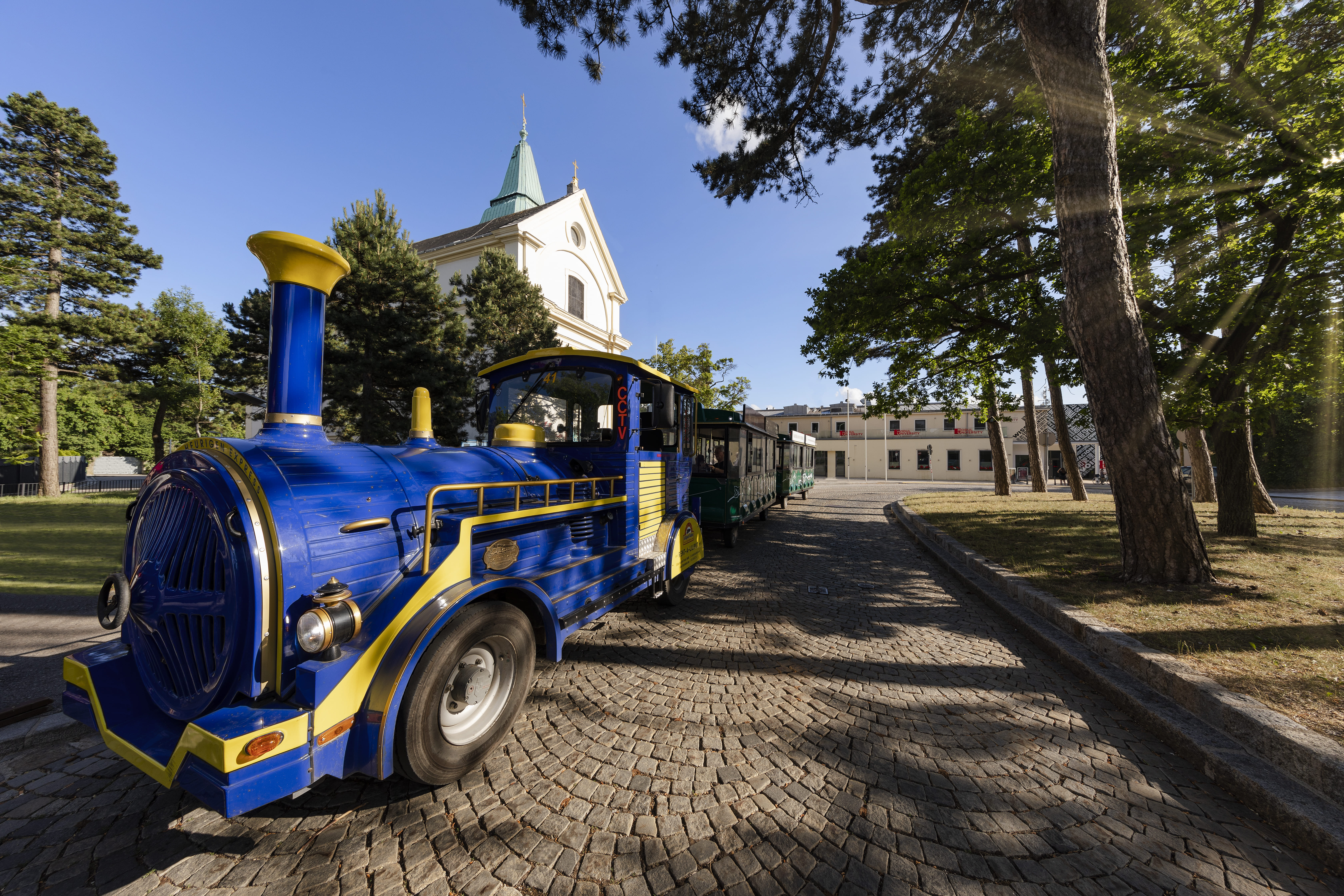 Ausflug mit Kindern - Alter der Kinder: 4 bis 6 Jahre - Königstetten - Vienna Heurigen Express