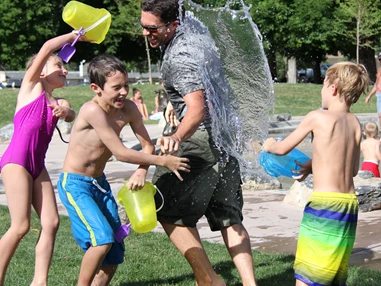 Ausflugsziel: Wasserspielplatz Alfred-Grünwald-Park