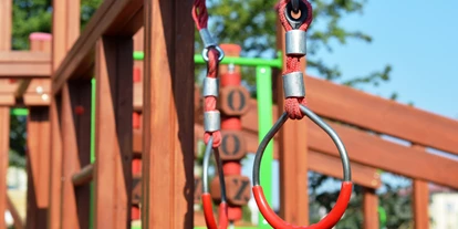 Reis met kinderen - Bisamberg - Spielplatz Hügelpark