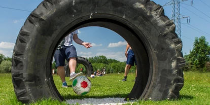 Voyage avec des enfants - PLZ 5425 (Österreich) - Hinderniss Bahn 8 - Soccerpark Salzburg