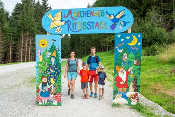 Ausflugsziel: Märchenweg am Rittisberg