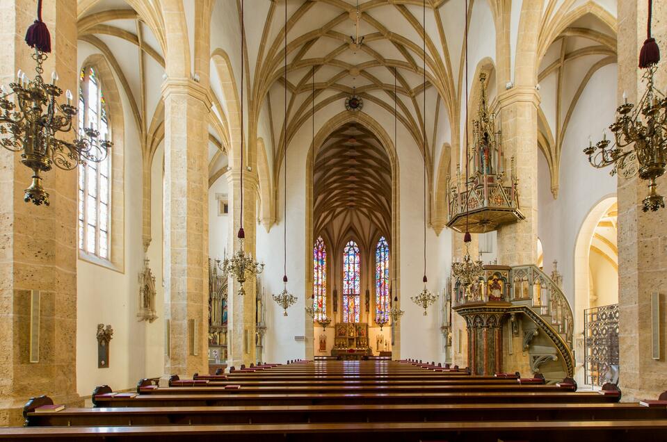 Ausflugsziel: Stadtpfarrkirche - Stadtpfarrkirche