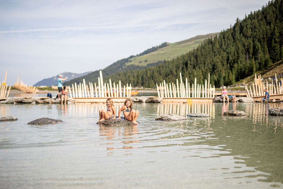 Ausflugsziel: Spaß im Wasser - Fichtensee auf der Rosenalm