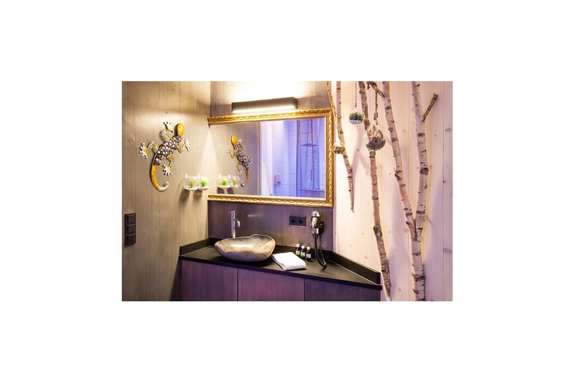 Ausflugsziel: IKUNA 4-Sterne-Tipi-Hotel