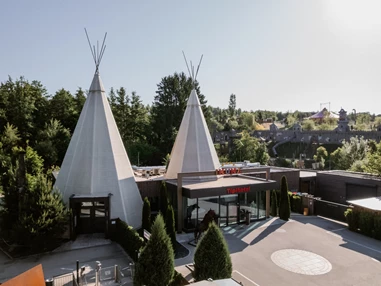 Ausflugsziel: IKUNA 4-Sterne-Tipi-Hotel