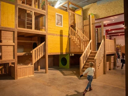 Ausflug mit Kindern - Kindergeburtstagsfeiern - Bad Münstereifel - Indoor Abenteuer im Bubenheimer Spieleland