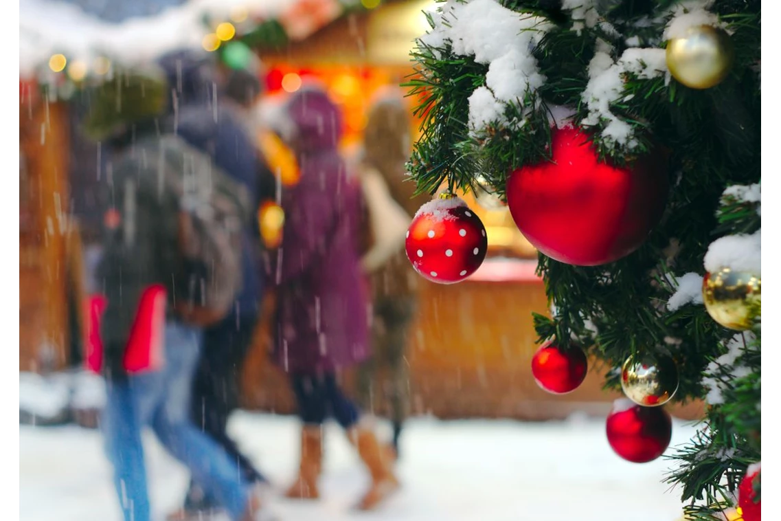 Ausflugsziel: Weihnachtsmarkt, Adventmarkt, Christkindlmarkt in Geras - Geraser Advent im Stift