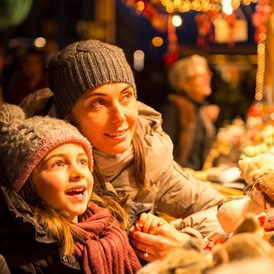 Ausflugsziel: Weihnachtsmarkt, Adventmarkt, Christkindlmarkt in Himberg - Himberger Advent