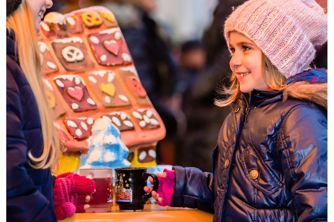 Ausflugsziel: Weihnachtsmarkt, Adventmarkt, Christkindlmarkt in Koppl bei Salzburg - Besinnlicher Advent beim Guggenthaler Kircherl