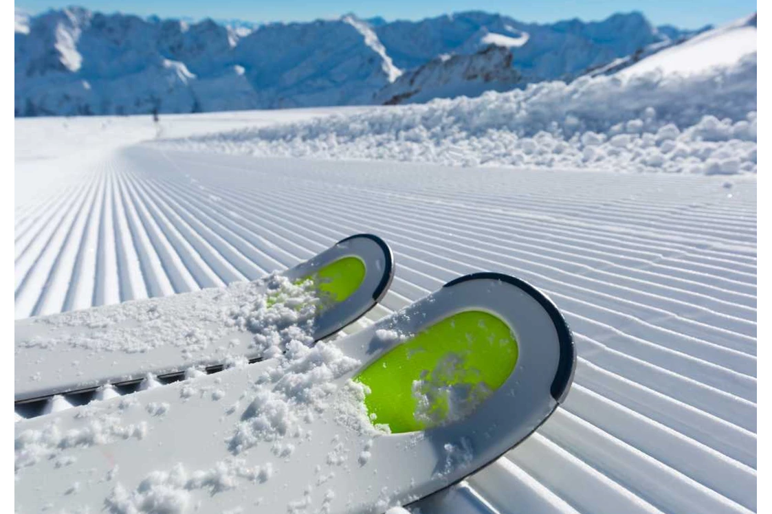 Ausflugsziel: Symbolbild für Skifahren - Ehrwalder Almbahn
