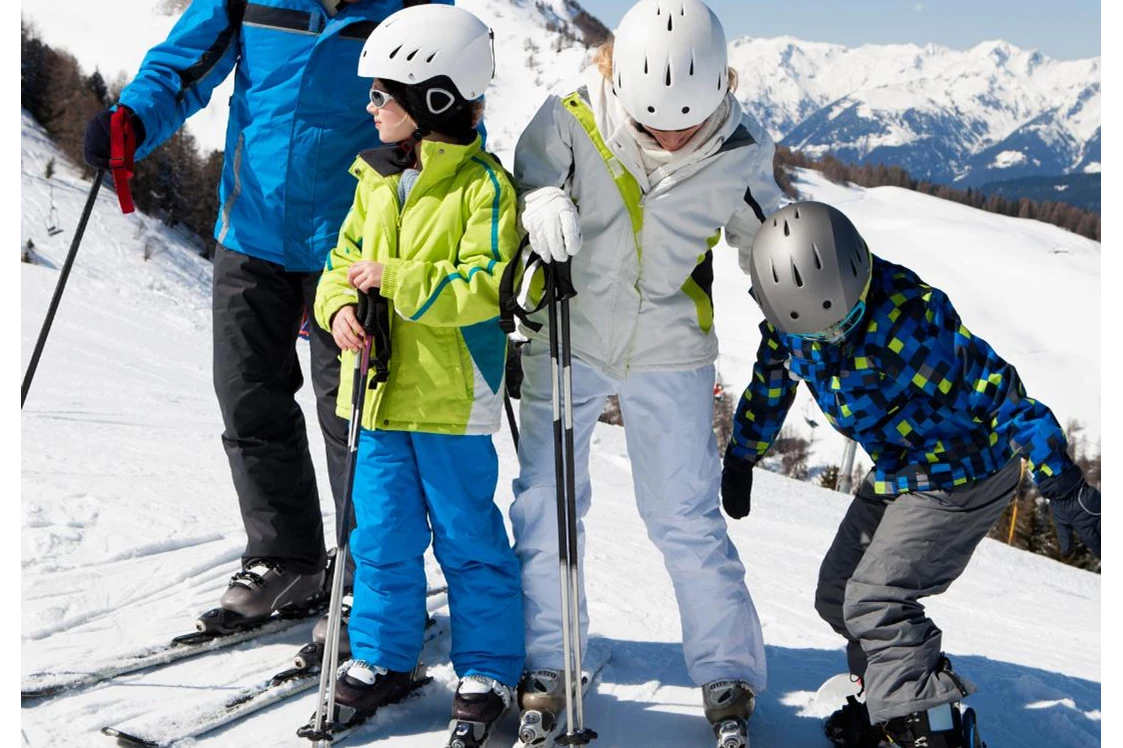 Ausflugsziel: Symbolbild Skifahren - Skigebiet Mariazeller Bürgeralpe