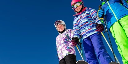 Reis met kinderen - Schluderns - Symbolbild für Skifahren - Skigebiet Schöneben-Haideralm