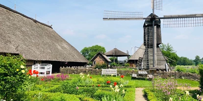 Voyage avec des enfants - Kinderwagen: großteils geeignet - Freilichtmuseum Rieck Haus