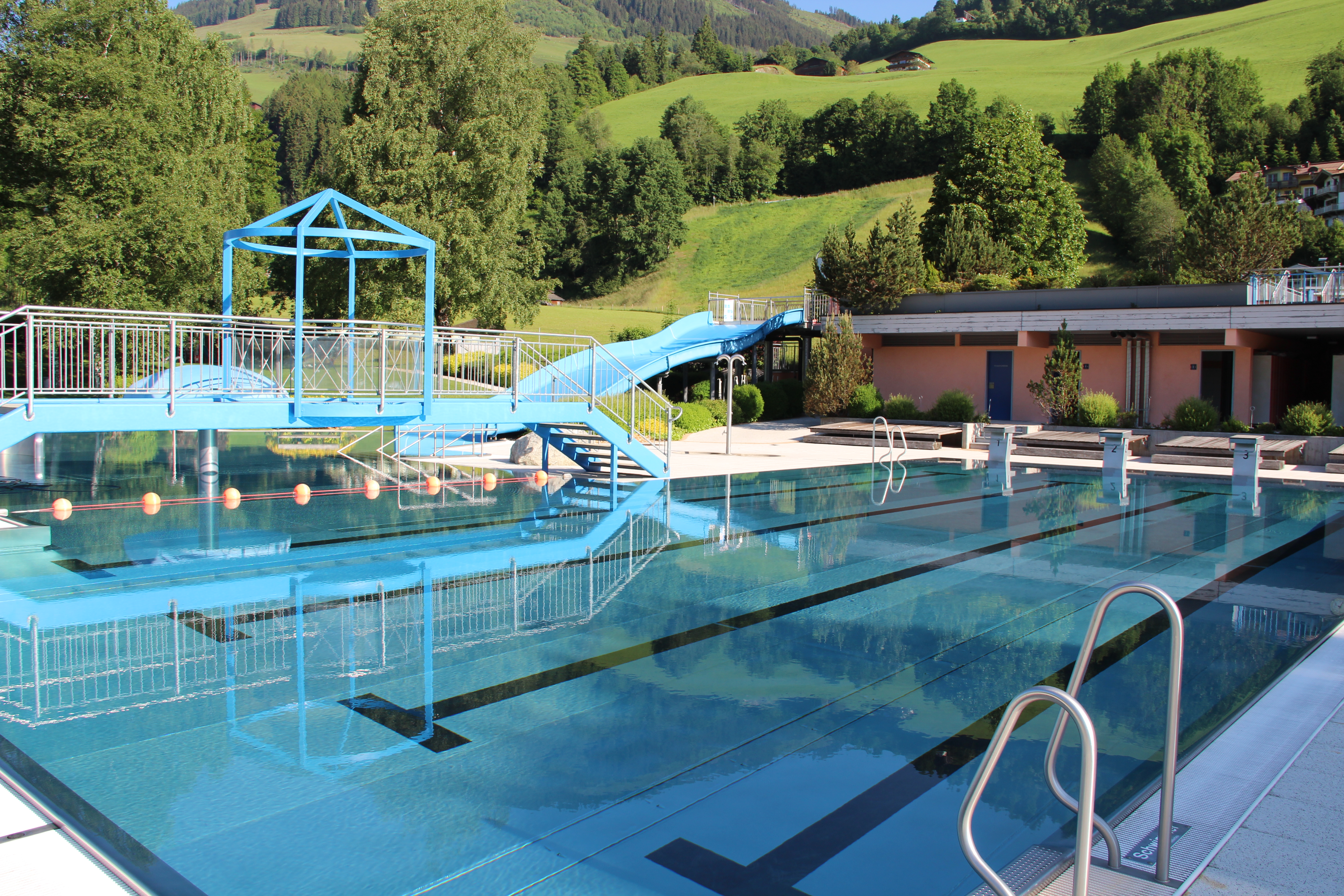 Trip with children - St. Johann in Tirol - Freibad Stuhlfelden