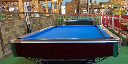 Trip with children - Mulhouse - Pool-Billard im Freizeitpark.