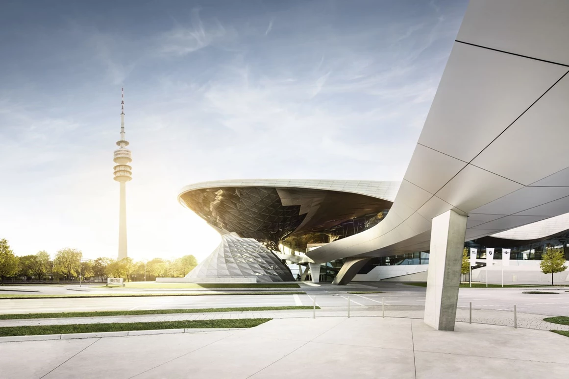 Ausflugsziel: BMW Welt Außenansicht - BMW Welt