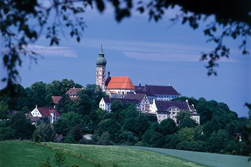Ausflugsziel: Kloster Andechs - ältester Wallfahrtsort Bayerns und beliebtes Ausflugsziel für Familien - Kloster Andechs