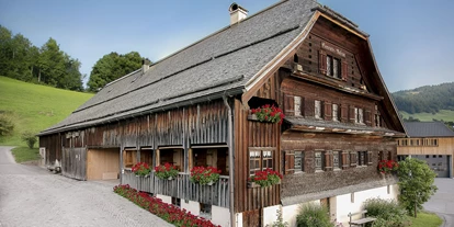 Reis met kinderen - Wolfurt - Außenansicht Angelika Kauffmann Museum Schwarzenberg - Angelika Kauffmann Museum