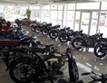 Ausflugsziel: Motorräder von Adler bis Zündapp - Traktor-Oldtimermuseum Hard