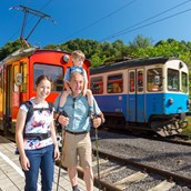 Ausflug mit Kindern: Bei der Haltestelle Maierdorf - Gleichenberger Bahn