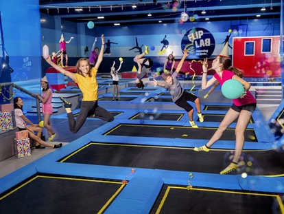 Ausflug mit Kindern - Bullendorf - Geburtstagsparty im Trampolinpark