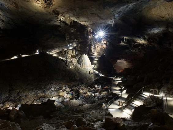 Ausflugsziel: Im Dom - Lurgrotte Semriach