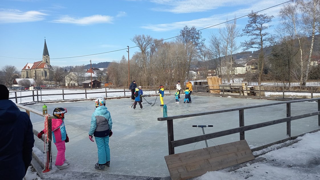 Ausflugsziel: Eissportanlage St. Oswald