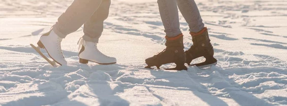 Ausflugsziel: Symbolbild für Ausflugsziel Eislaufplatz in Seewalchen am Attersee. Keine korrekte oder ähnlich Darstellung! - Eislaufplatz in Seewalchen am Attersee