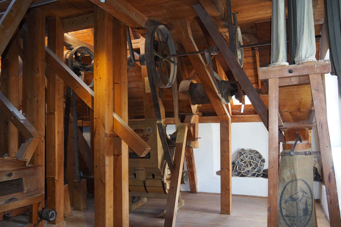 Ausflugsziel: Mühlenmuseum - Sturmmühle Mühlenmuseum & Themenpark Landleben