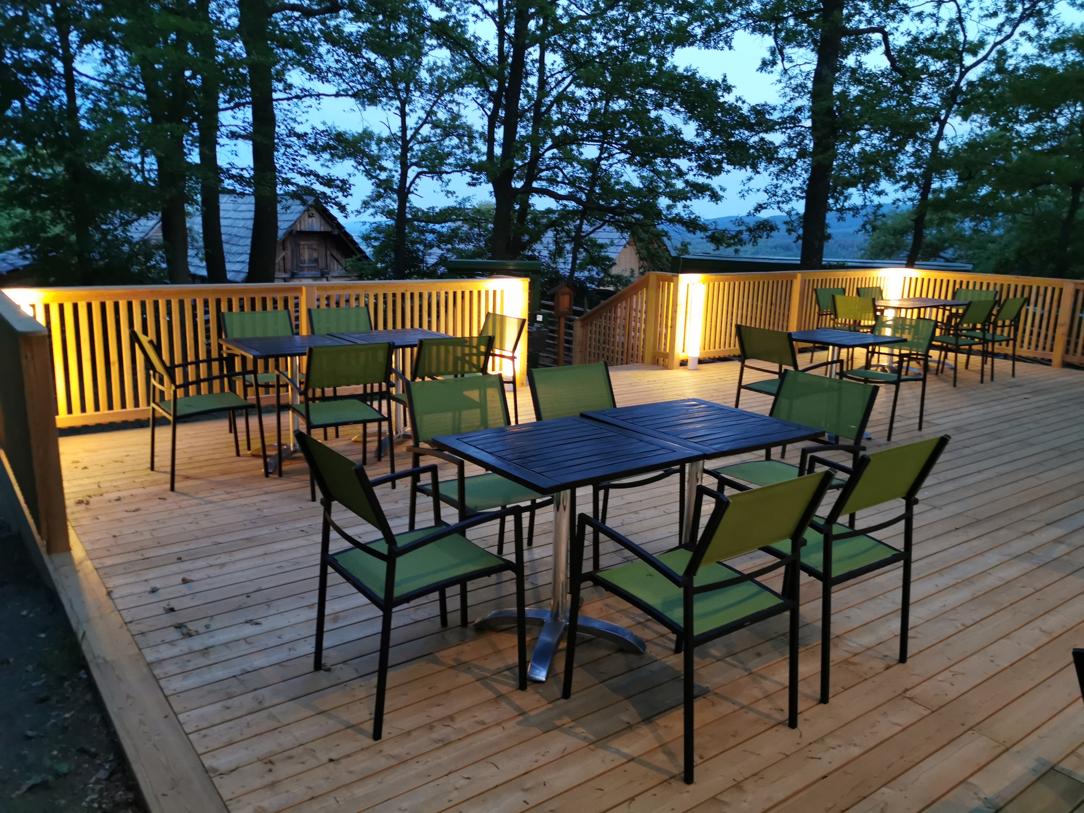 Ausflugsziel: Archäologisches Freilichtmuseum, Aussichtsturm und das Turmcafé