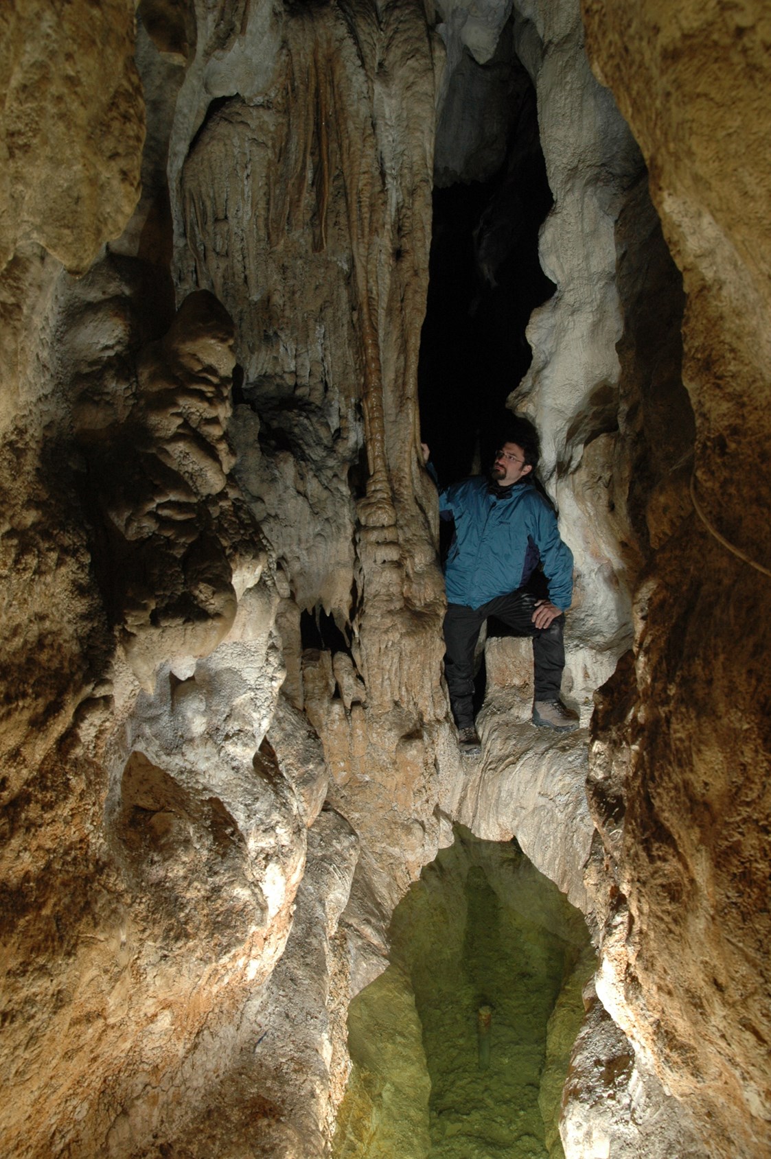 Ausflugsziel: Höhlensee - Hermannshöhle