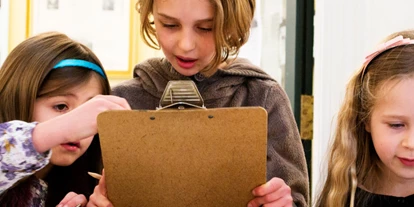 Viaggio con bambini - PLZ 91564 (Deutschland) - Symbolbild für Ausflugsziel Heimatmuseum Postbauer-Heng. Keine korrekte oder ähnliche Darstellung! - Heimatmuseum Postbauer-Heng