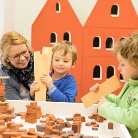 Ausflugsziel: Einblick ins KASiMiRmuseum, dem Kinder- und Jugendmuseum im LANDSHUTmuseum - LANDSHUTmuseum
