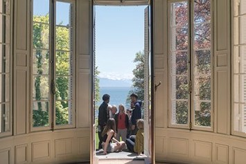 Ausflugsziel: Eine traumhafte Aussicht auf den Bodensee und in den Lindenhofpark, komm und sieh! - friedens räume - Villa Lindenhof