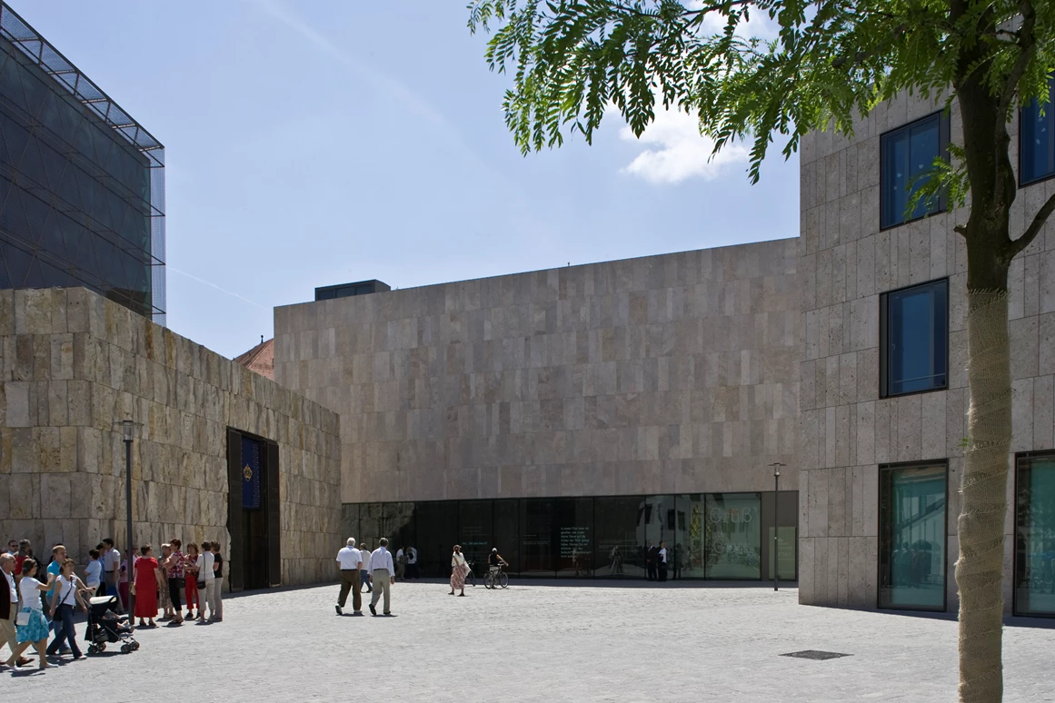 Ausflugsziel: Jüdisches Museum München und Synagoge Ohel Jakob, Wandel Hoefer Lorch Architekten. Foto: Franz Kimmel  - Jüdisches Museum München