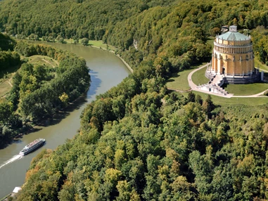 Ausflugsziel: Befreiungshalle Kelheim an der Donau
© Bayerische Schlösserverwaltung
Foto: Luftbild Hajo Dietz - Befreiungshalle Kelheim