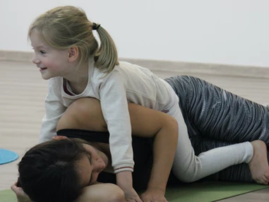 Ausflugsziel: Eltern-Kind-Yoga