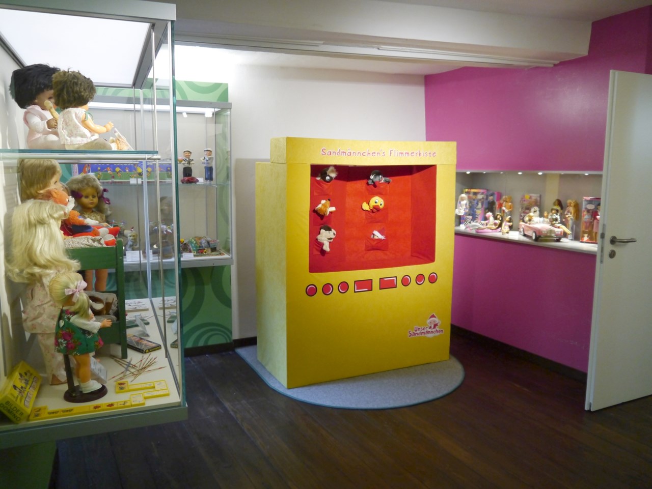 Coburger Puppenmuseum Highlights beim Ausflugsziel Spielstation "Sandmännchens Flimmerkiste"