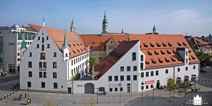 Reis met kinderen - Bruckmühl (Landkreis Rosenheim) - Fassade des Münchner Stadtmuseums - Münchner Stadtmuseum