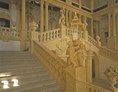 Ausflugsziel: Das großartige Treppenhaus diente als Hintergrund für das barocke Begrüßungszeremoniell - Schloss Weissenstein in Pommersfelden