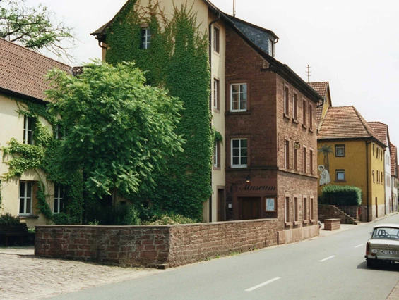 Ausflugsziel: Das Lohrer Schulmuseum: Spezialmuseum und Stadtmuseum