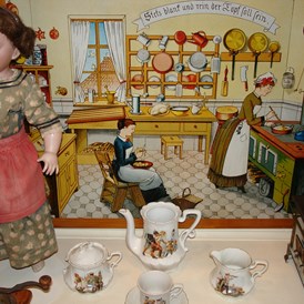 Ausflugsziel: "Die städtische Küche": Traumberuf Hausfrau ("Kinder, Küche, Kirche") - Das Lohrer Schulmuseum: Spezialmuseum und Stadtmuseum