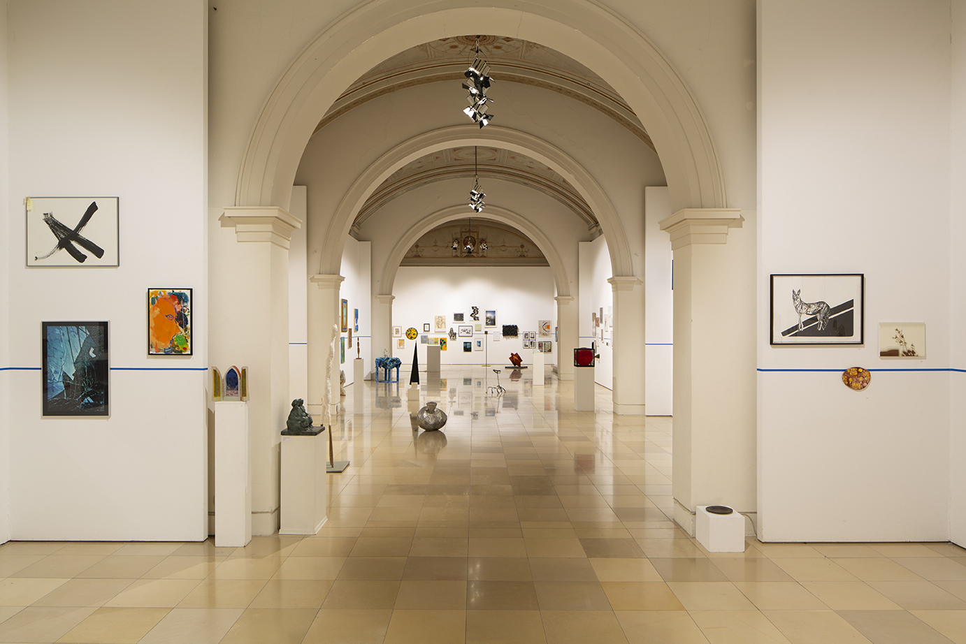 Voyage avec des enfants - Alter der Kinder: 2 bis 4 Jahre - Germering - Ausstellungsansicht: ALLES IMMER JETZT - Galerie der Künstler