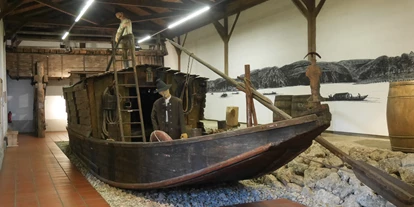 Trip with children - Grabenstätt - Das Kuchlschiff - Inn-Museum