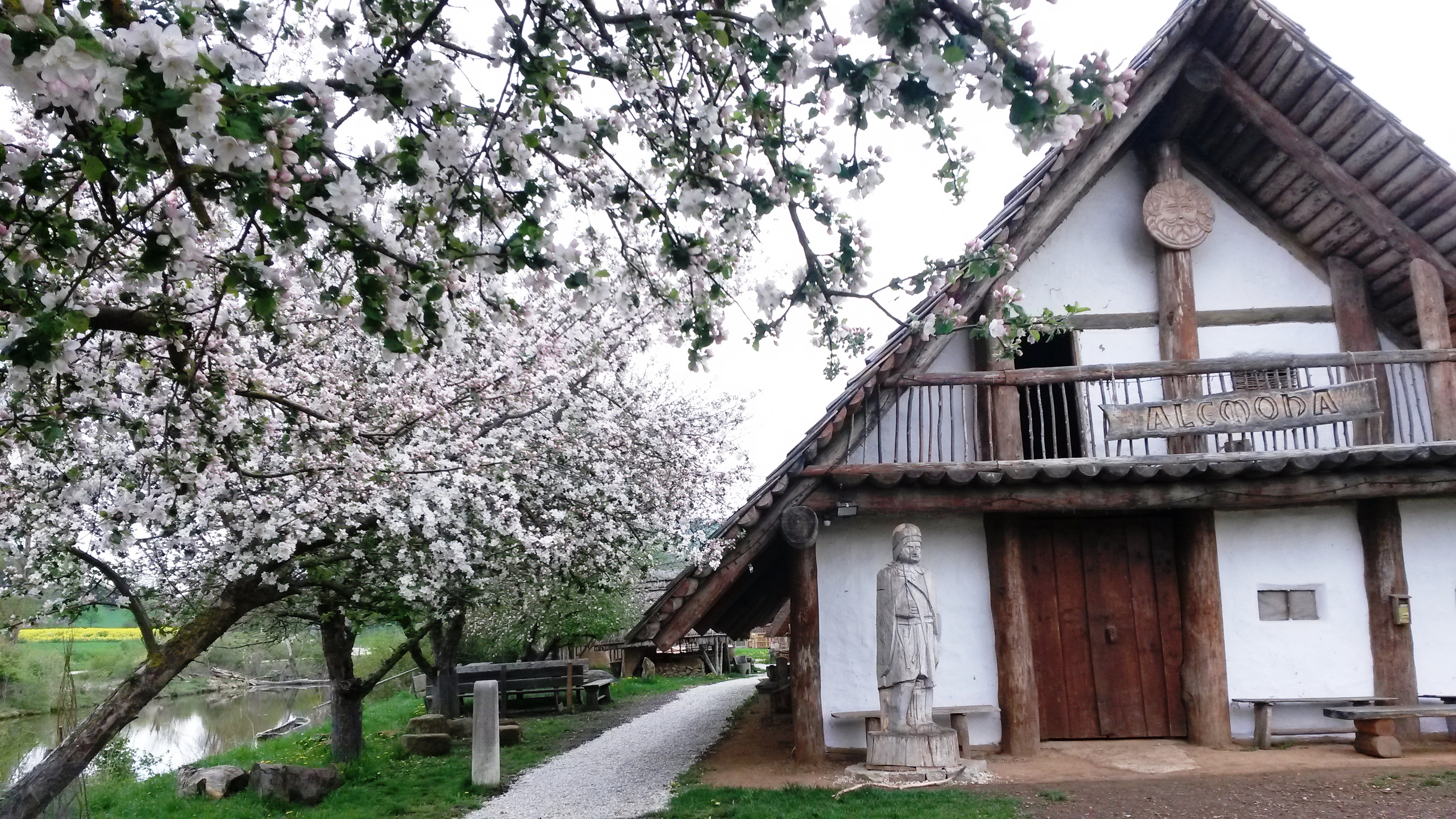 Ausflugsziel: Vorgeschichtliches Erlebnisdorf ALCMONA